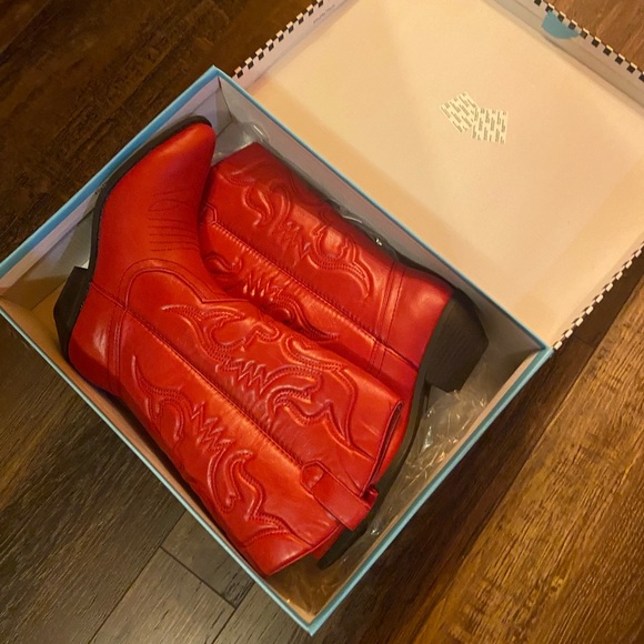 Red cowboy boots - Picture 6 of 7